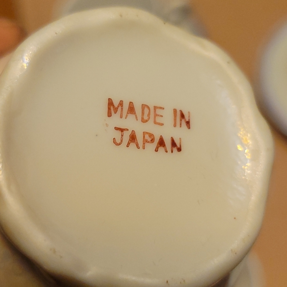 DEMITASSE SET: 12 PEICES - Picture 10 of 11
